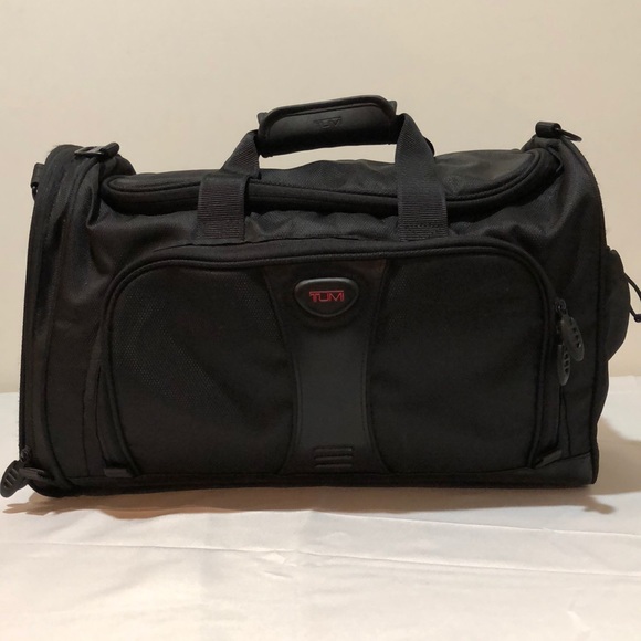tumi duffle bags